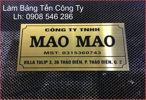 làm bảng tên công ty inox vàng xướt ăn mòn