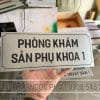 bảng tên phòng khám lấy liền